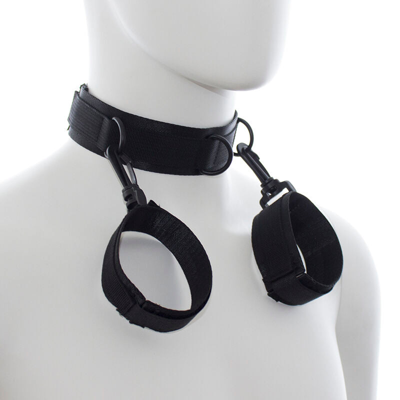 OHMAMA FETISH - MANETTE E COLLETTO IN NYLON – Sistemare le manette – foto 2