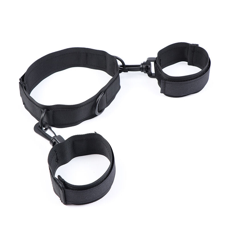 OHMAMA FETISH - MANETTE E COLLETTO IN NYLON – Sistemare le manette – foto 15
