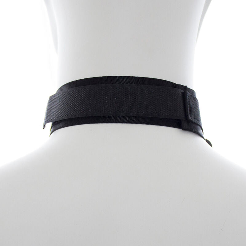OHMAMA FETISH - MANETTE E COLLETTO IN NYLON – Sistemare le manette – foto 18