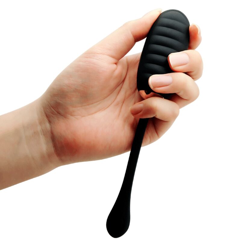 PRETTY LOVE - DOREEN LUXURY UOVO VIBRANTE RICARICABILE NERO TELECOMANDO – Uova vibranti – foto 6