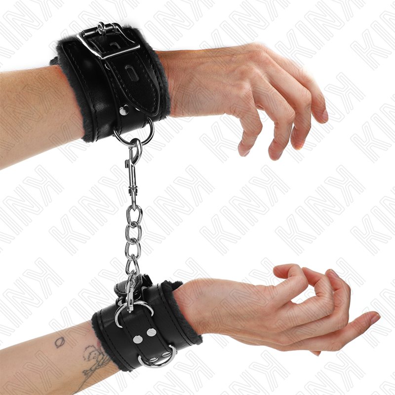 KINK - RESISTENZA DA POLSO IMBOTTITA IN PELLICCIA NERA CON CINTURA NERA REGOLABILE 17-29 CM X 6 CM – Sistemare le manette