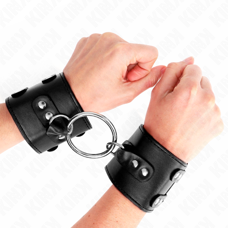 KINK - POLSO FISSO CON ANELLO E BORCHIE REGOLABILE NERO 17-22 CM X 6,5 CM – Sistemare le manette