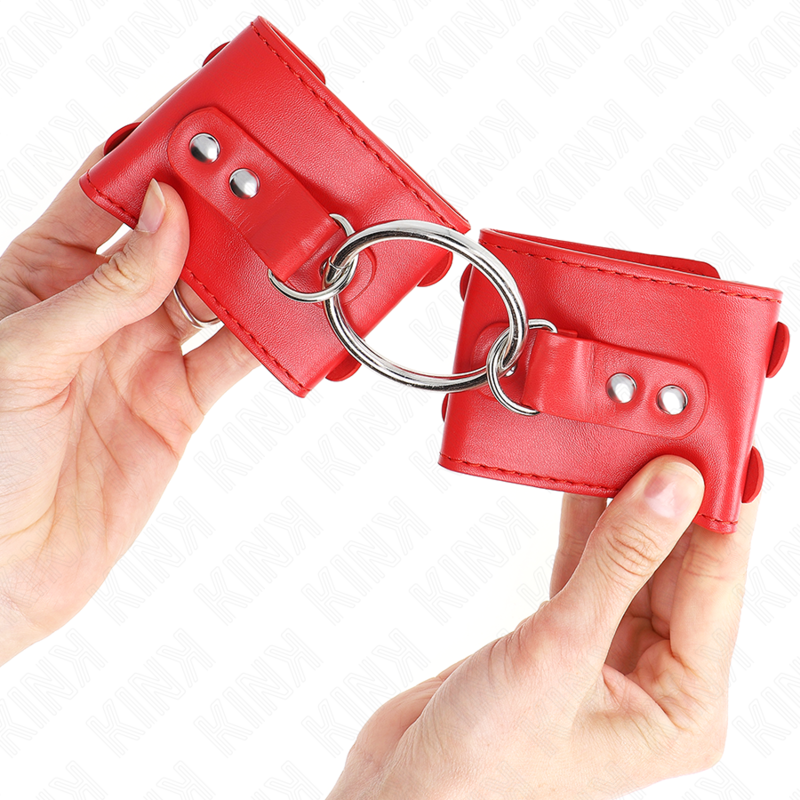 KINK - POLSO FISSO CON ANELLO E BORCHIE REGOLABILE ROSSO 17-22 CM X 6,5 CM – Sistemare le manette – foto 4