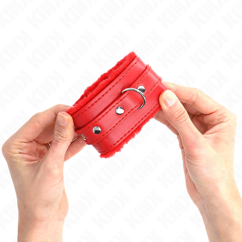 KINK - POGGIPOLSI PREMIUM IMBOTTITI IN PELLICCIA ROSSI CON CINTURA ROSSA REGOLABILE 17-29 CM X 6 CM – Sistemare le manette – foto 4