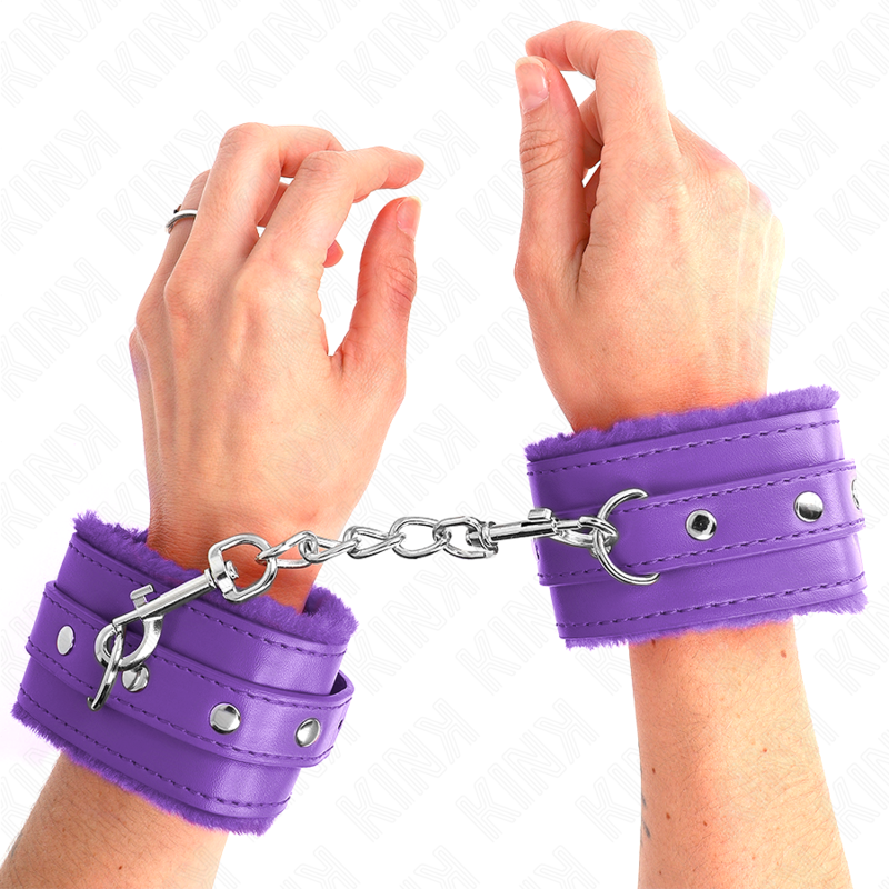 KINK - POGGIPOLSI PREMIUM IMBOTTITI IN PELLICCIA VIOLA CON CINTURA VIOLA REGOLABILE 17-29 CM X 6 CM – Sistemare le manette