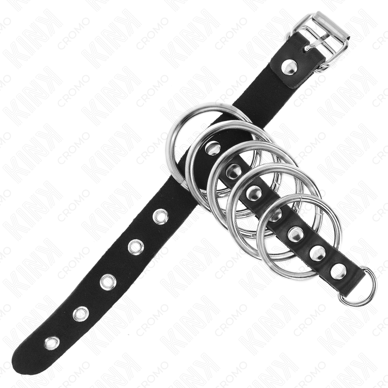 KINK - ANELLO PER PENE IN PELLE CON CINGHIA DI BLOCCAGGIO 21 X 2 CM E 5 ANELLI IN METALLO DA 3 CM A 4 CM – Anelli per pene in metallo BDSM – foto 4