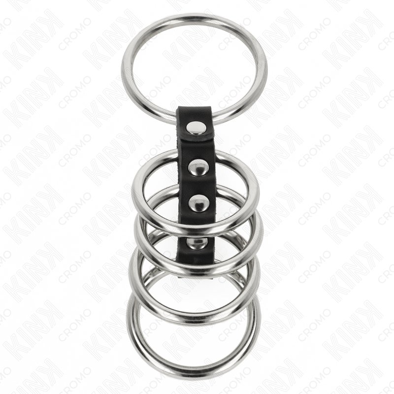 KINK - 5 ANELLI PER PENE DA 3,7 CM A 5 CM METALLO COLLEGATI DA PELLE – Anelli per pene in metallo BDSM – foto 3