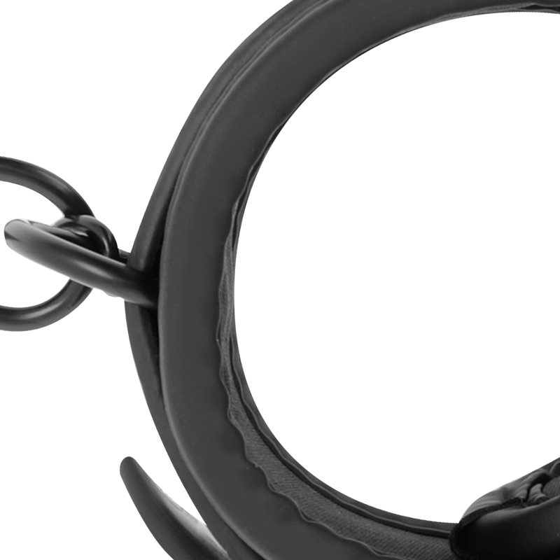 FETISH SUBMISSIVE - POSIZIONE MASTER CON 4 MANETTE RIVESTITE IN NOPRENE – Sistemare le manette – foto 9